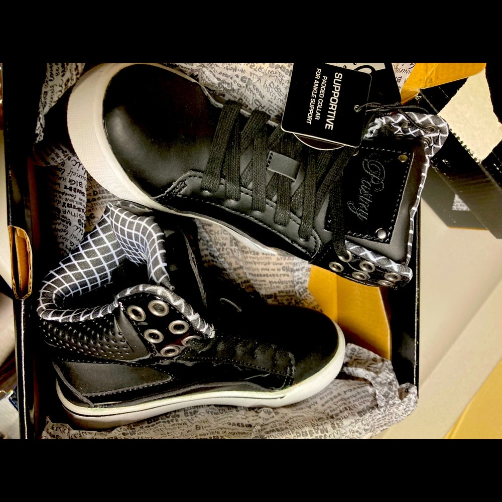 Brand new in box Pastry POP TART black & white hip hop sneakers girls size 11